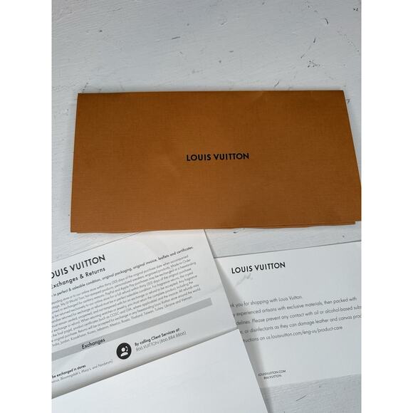 Louis Vuitton Authentic Envelope Receipt Holder 8.75 X 4.5 - Picture 9 of 11